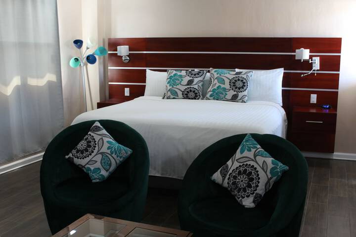 Room 8 of 42