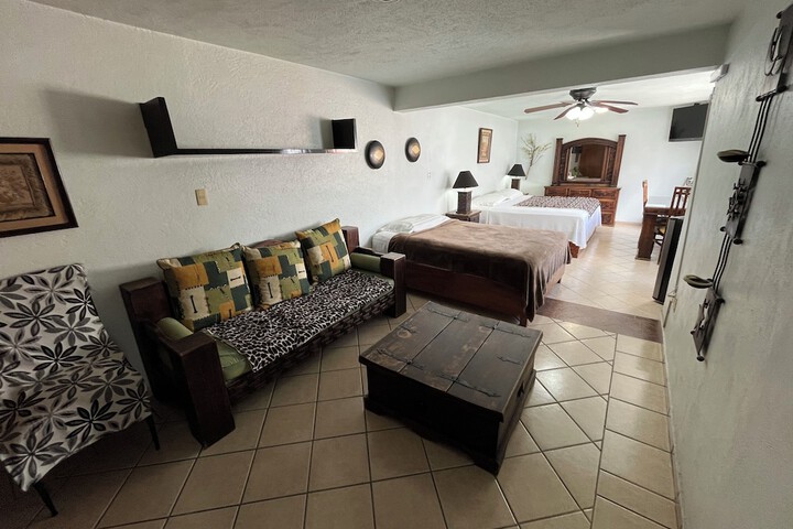 Room 14 of 41