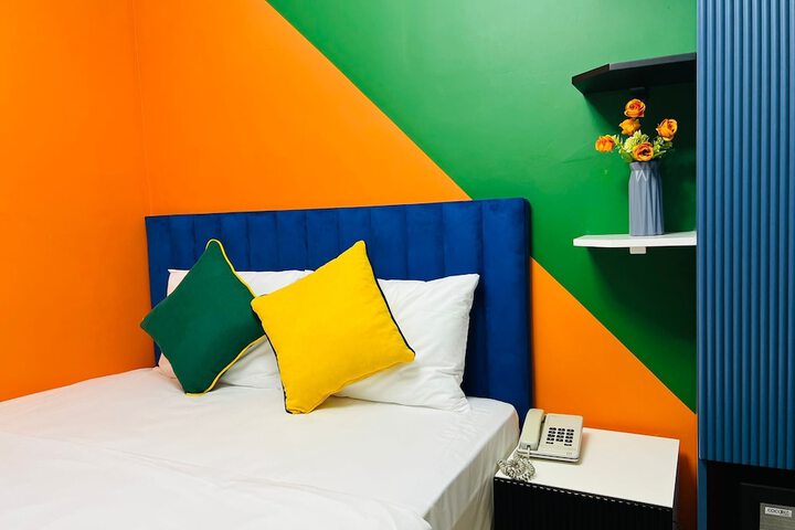 Room 34 of 65