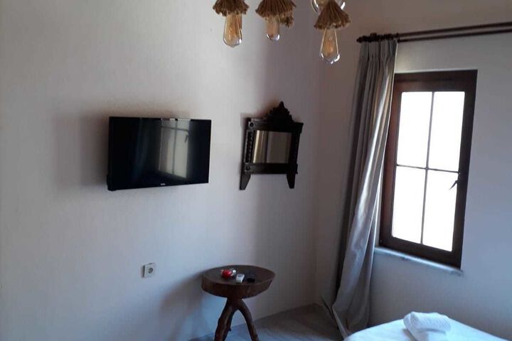 Room 19 of 36