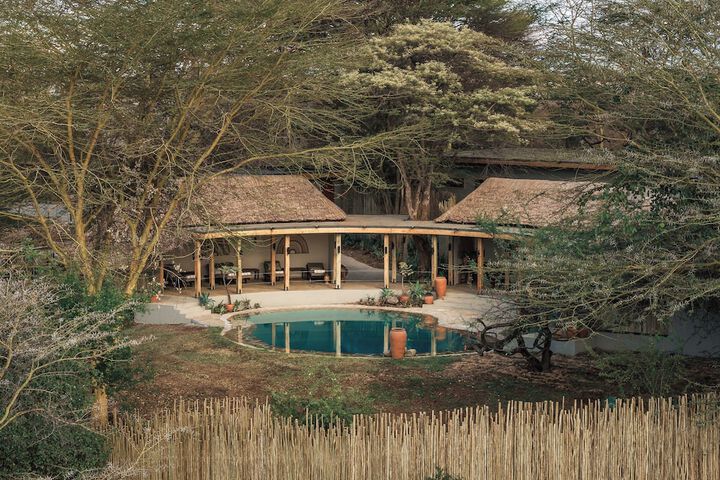 Pool 21 of 42
