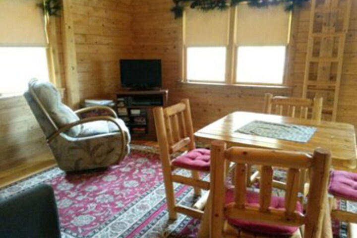 Room 2 of 9