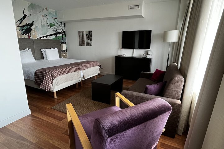 Room 21 of 45