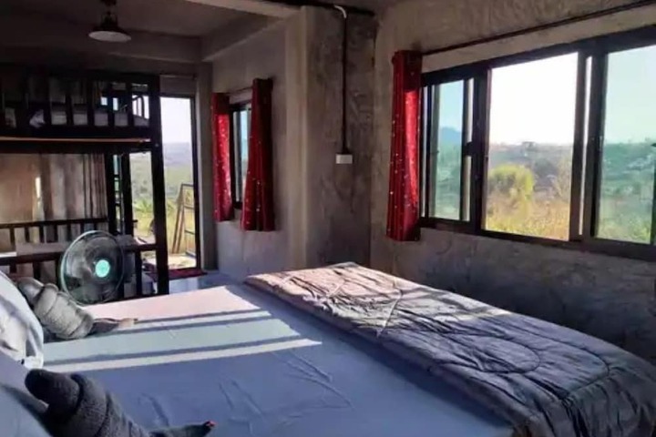 Room 15 of 41