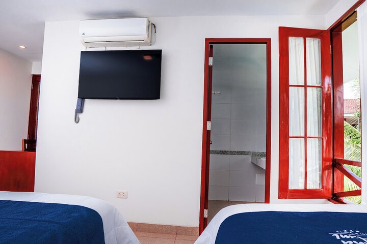 Room 10 of 70