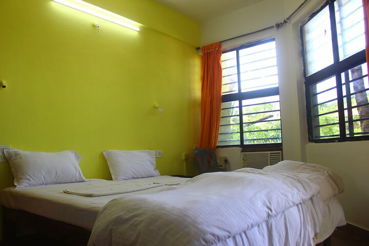 Room 17 of 97