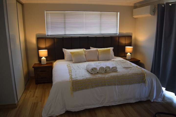 Room 10 of 40