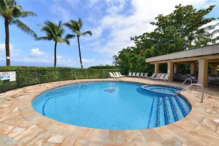 Pool 12 of 23