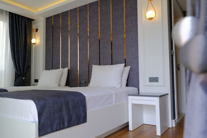 Room 18 of 68