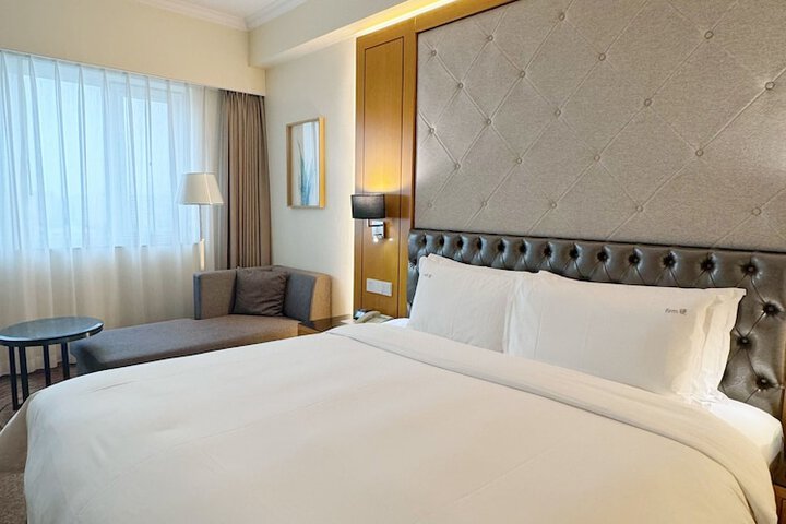 Room 20 of 65