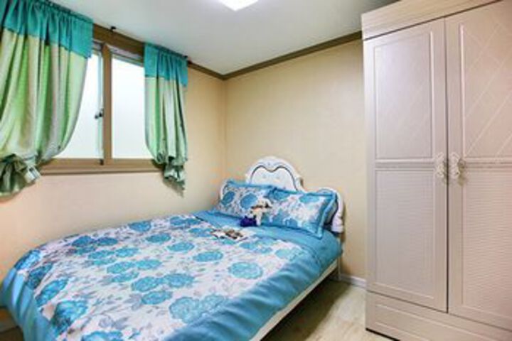 Room 20 of 53