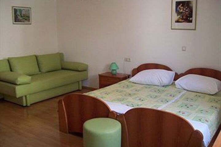 Room 31 of 51
