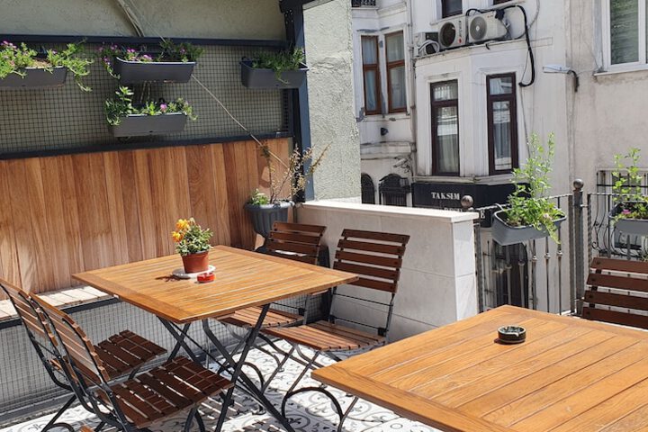 Terrace/Patio 71 of 98