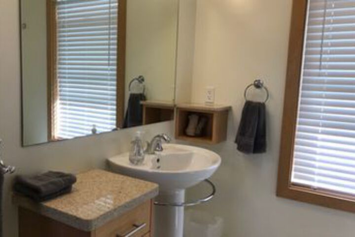 Room 9 of 36