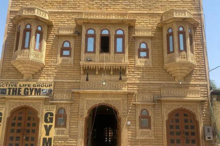 Hotel Jasmeet Palace