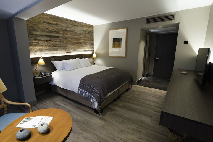 Room 9 of 53