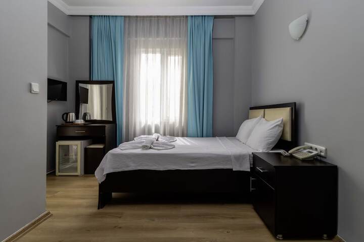Room 21 of 53