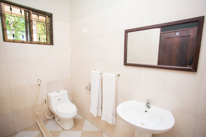 Room 8 of 15