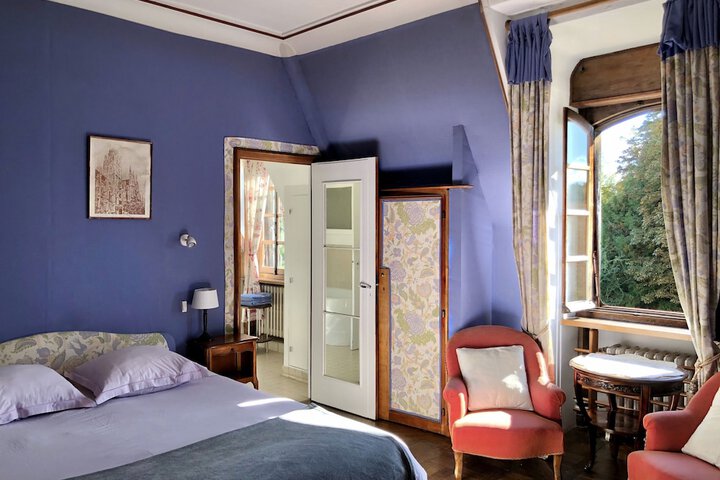 Room 10 of 39