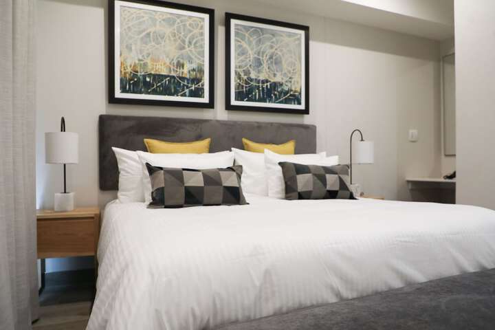Room 8 of 48