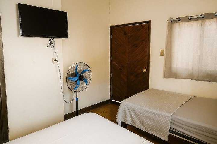 Room 22 of 36