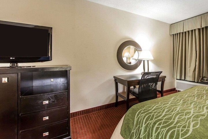 2 Double Beds (6 of 6)