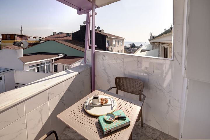 Terrace/Patio 23 of 37