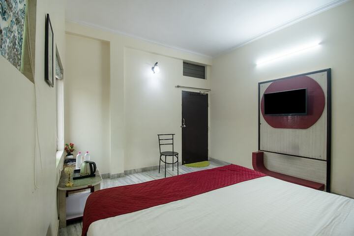 Room 31 of 60