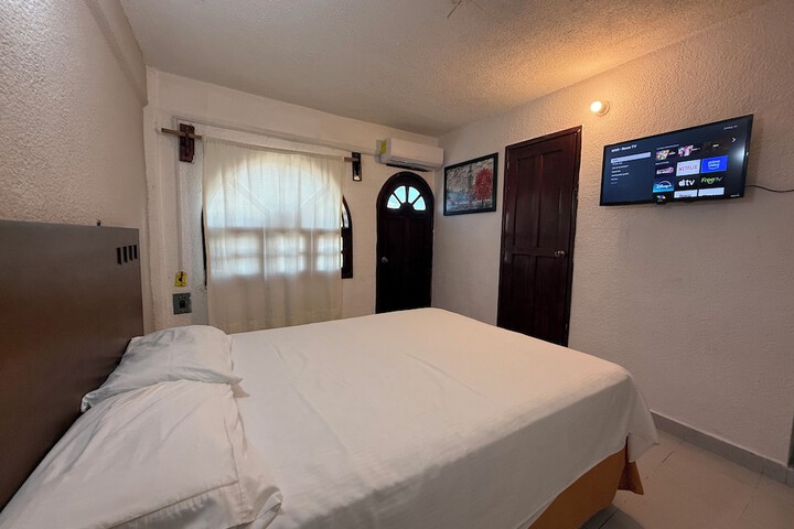 Room 8 of 39