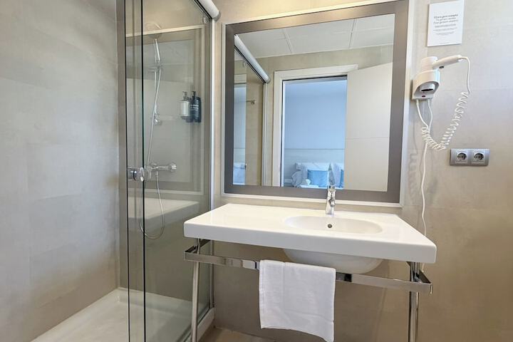 Bathroom Interior Photo