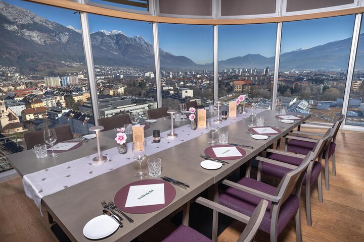 Dining 76 of 138