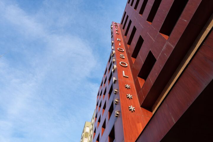 Hotel 51 of 52