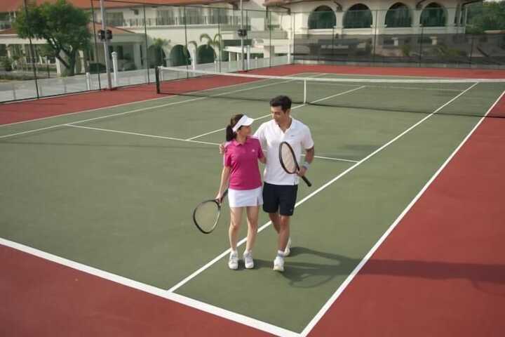 Tennis court