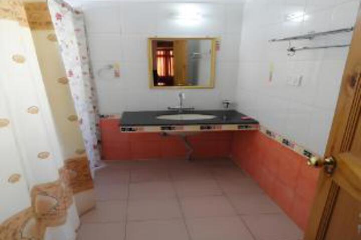 Room 14 of 21