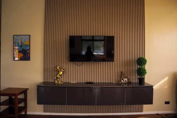 Room 43 of 104