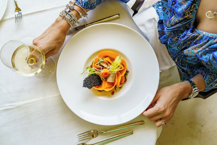 Dining 88 of 108
