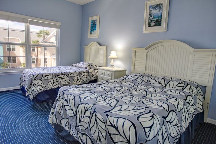 Room 6 of 36