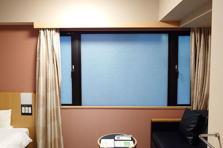 Room 23 of 78