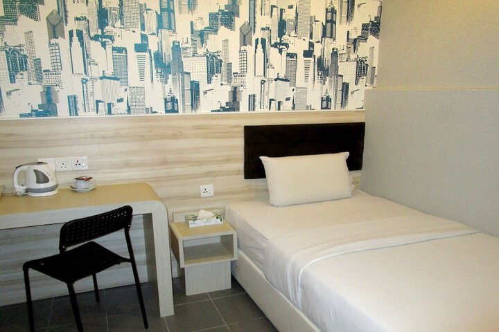 Room 5 of 36