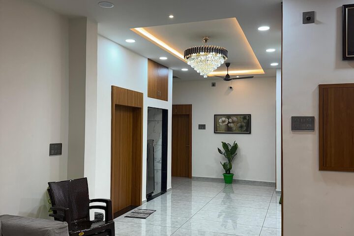 Hotel Interior 4 of 17