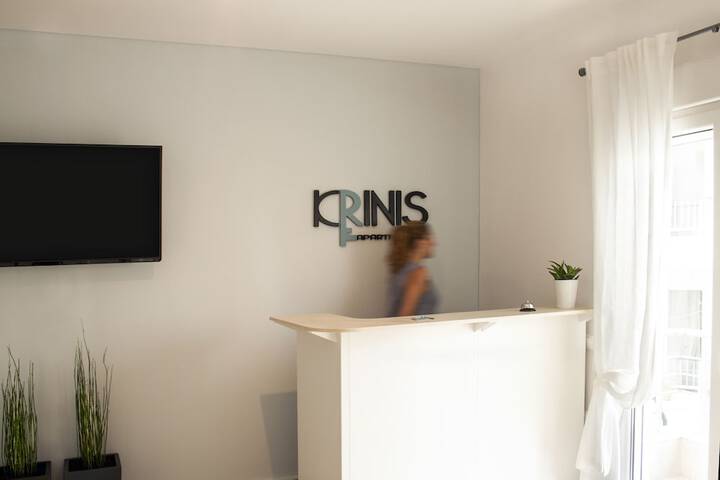 Check-in/check-out kiosk