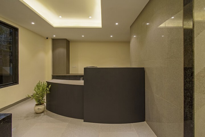 Hotel Interior 5 of 36