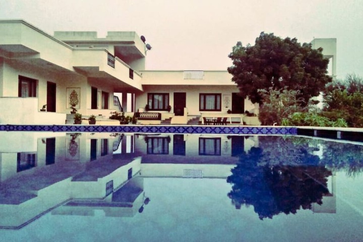 Pool 31 of 72