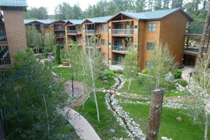 Hotel Exterior 12 of 87