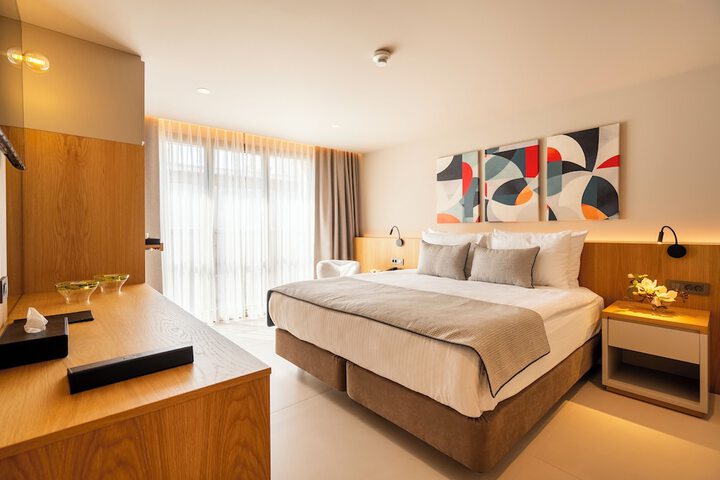 Room 50 of 112