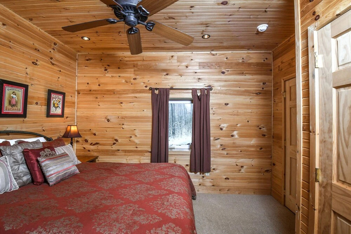 Room 2 of 15