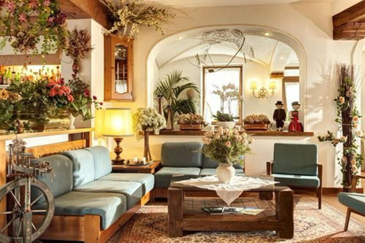 Hotel Interior 3 of 60