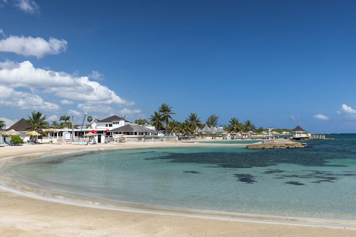 Beach 140 of 141