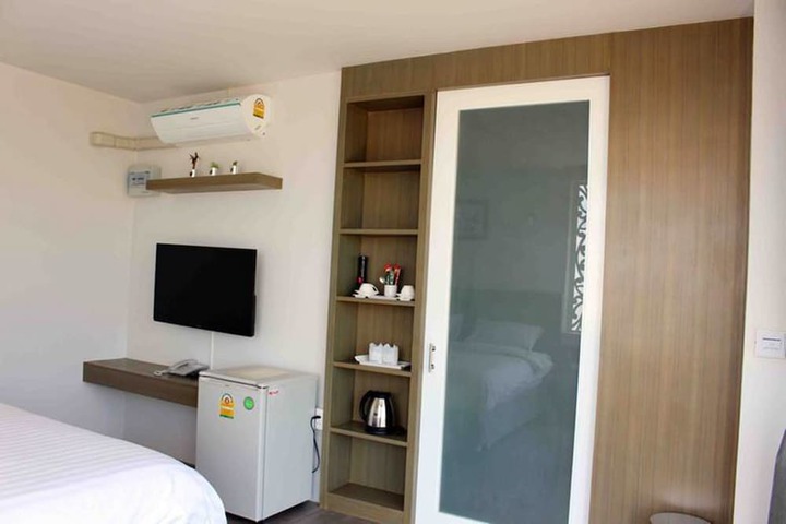 Room 9 of 52