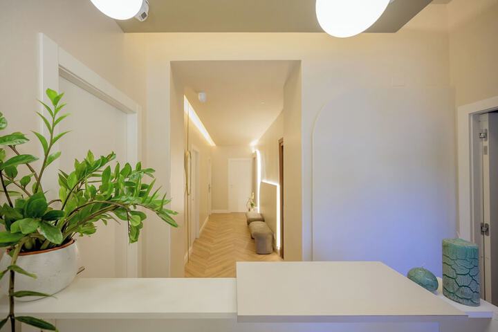 Hotel Interior 9 of 71